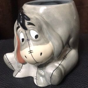 Disney mug. BRAND NEW